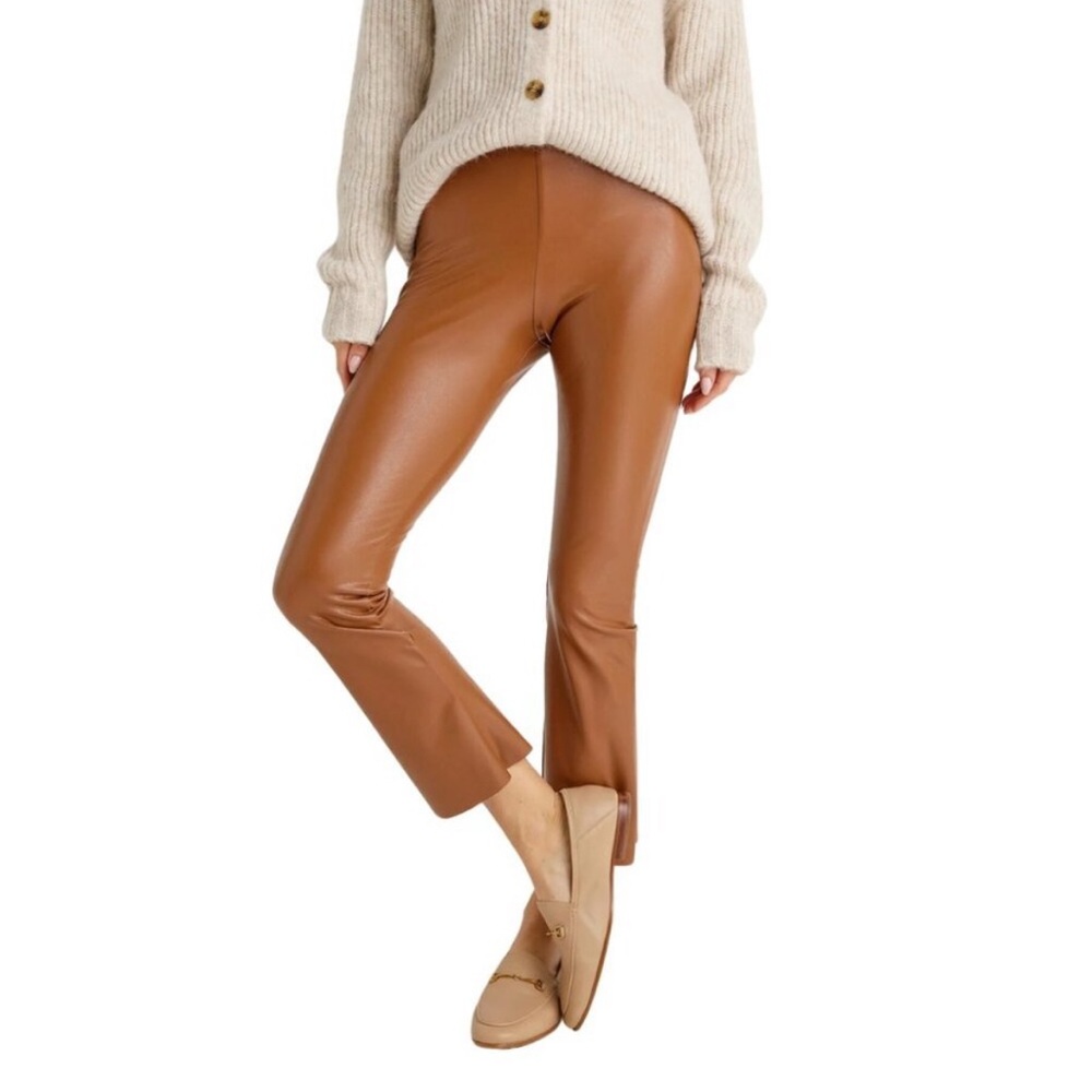 Commando Cropped Faux Leather Flare‎ Leggings in Cocoa Tan.
